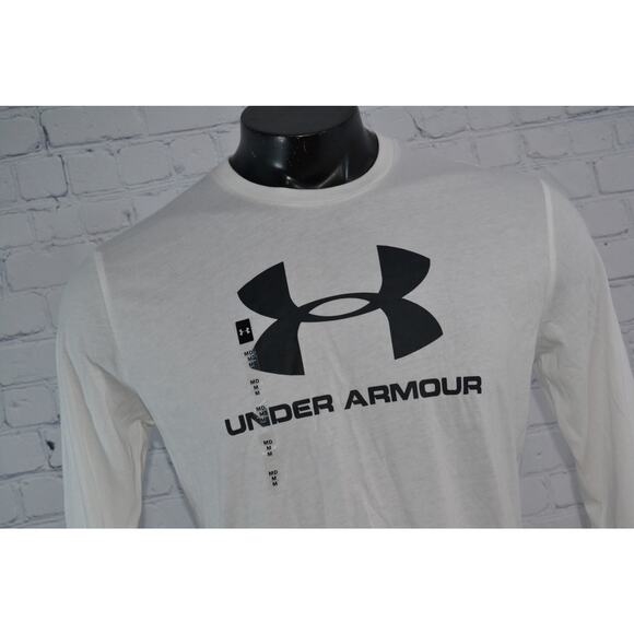 Under Armour Gym Shirt Workout Mens Size Medium Loose HeatGear Polyester NEW - Picture 2 of 8